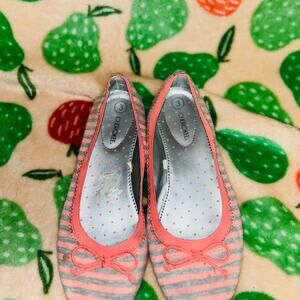 Girl strips Flats size 3